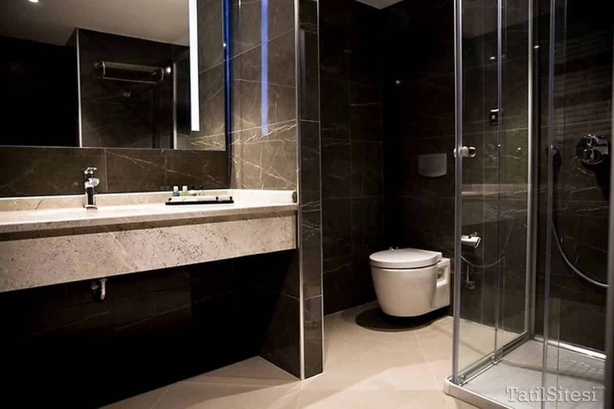 Grand Aras Hotel Suites